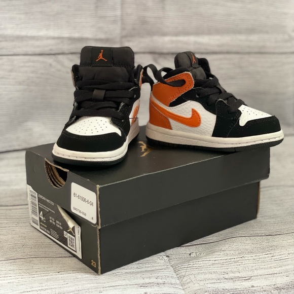 Retro Jordan 1s in orange and black, size 4C. - Picture 1 of 4
